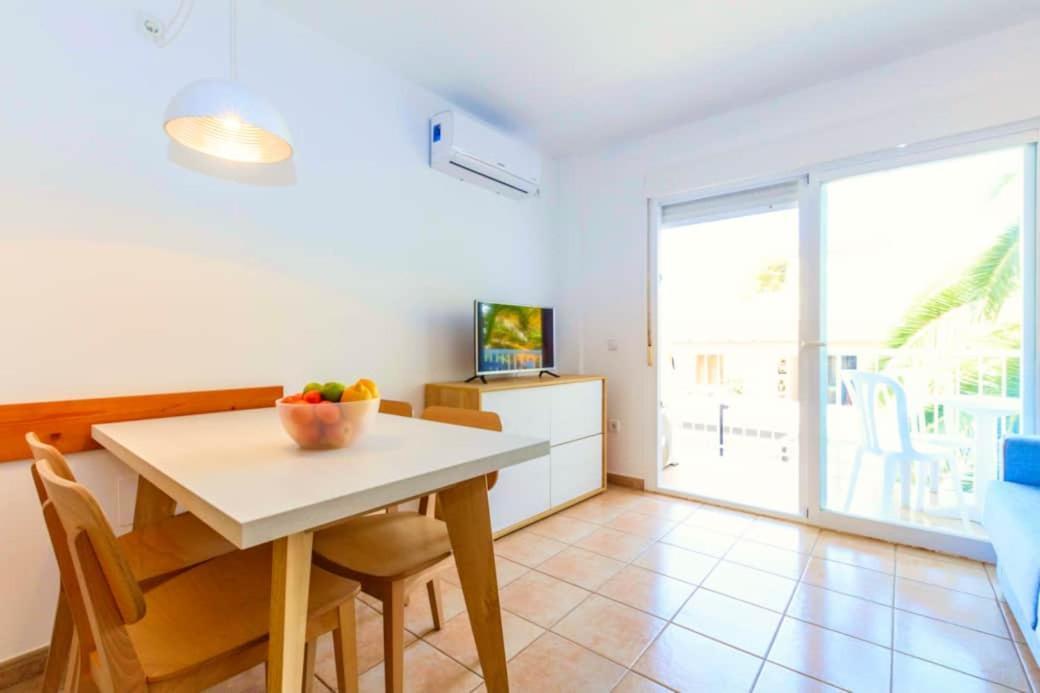 Apartamento Sa Varadero 2D Vista Mare Laterale Daire Es Pujols Dış mekan fotoğraf