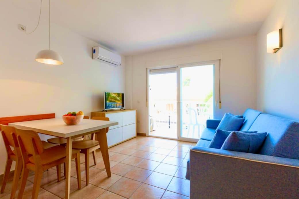 Apartamento Sa Varadero 2D Vista Mare Laterale Daire Es Pujols Dış mekan fotoğraf